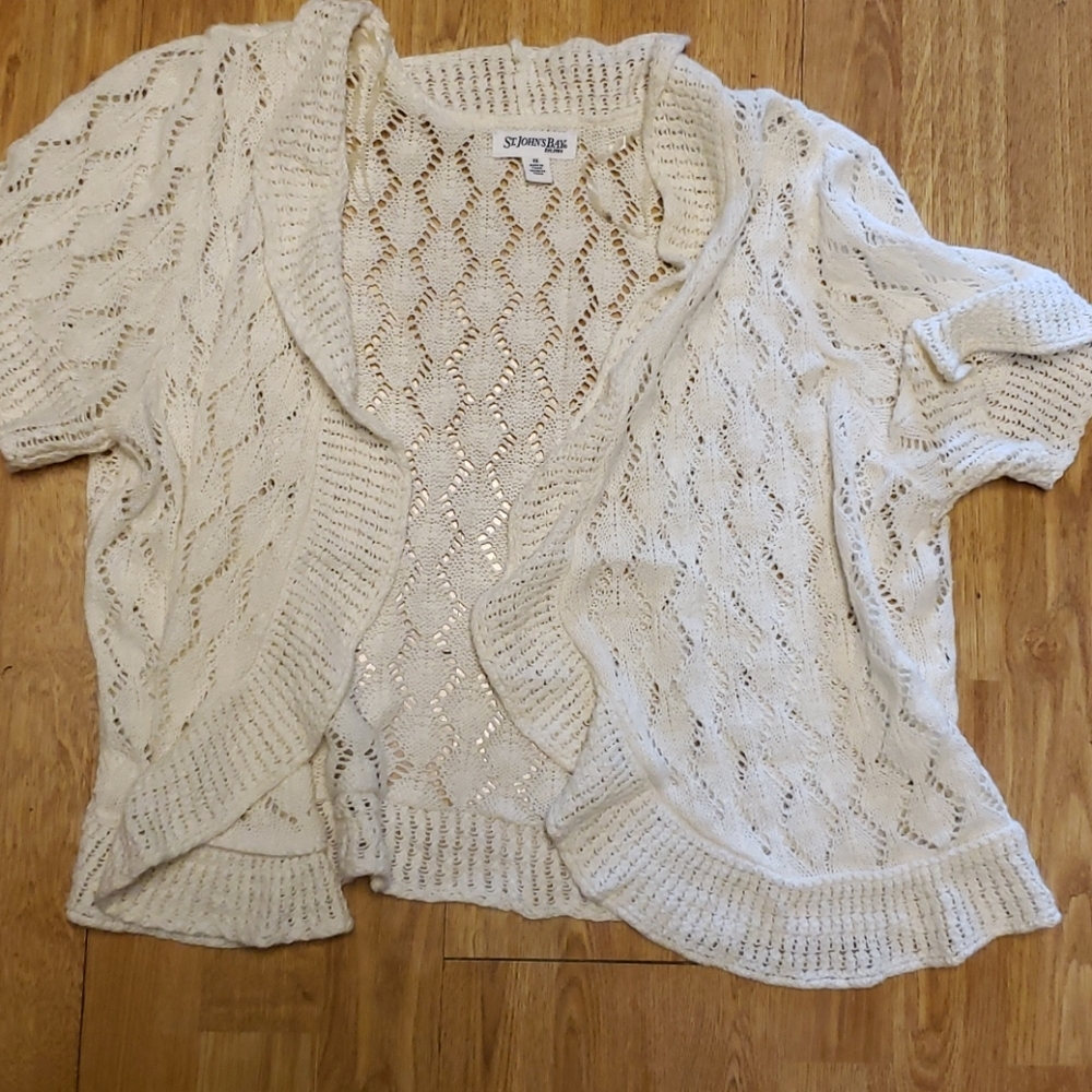 Cream cropped ruffle short sleeve cardigan 1X